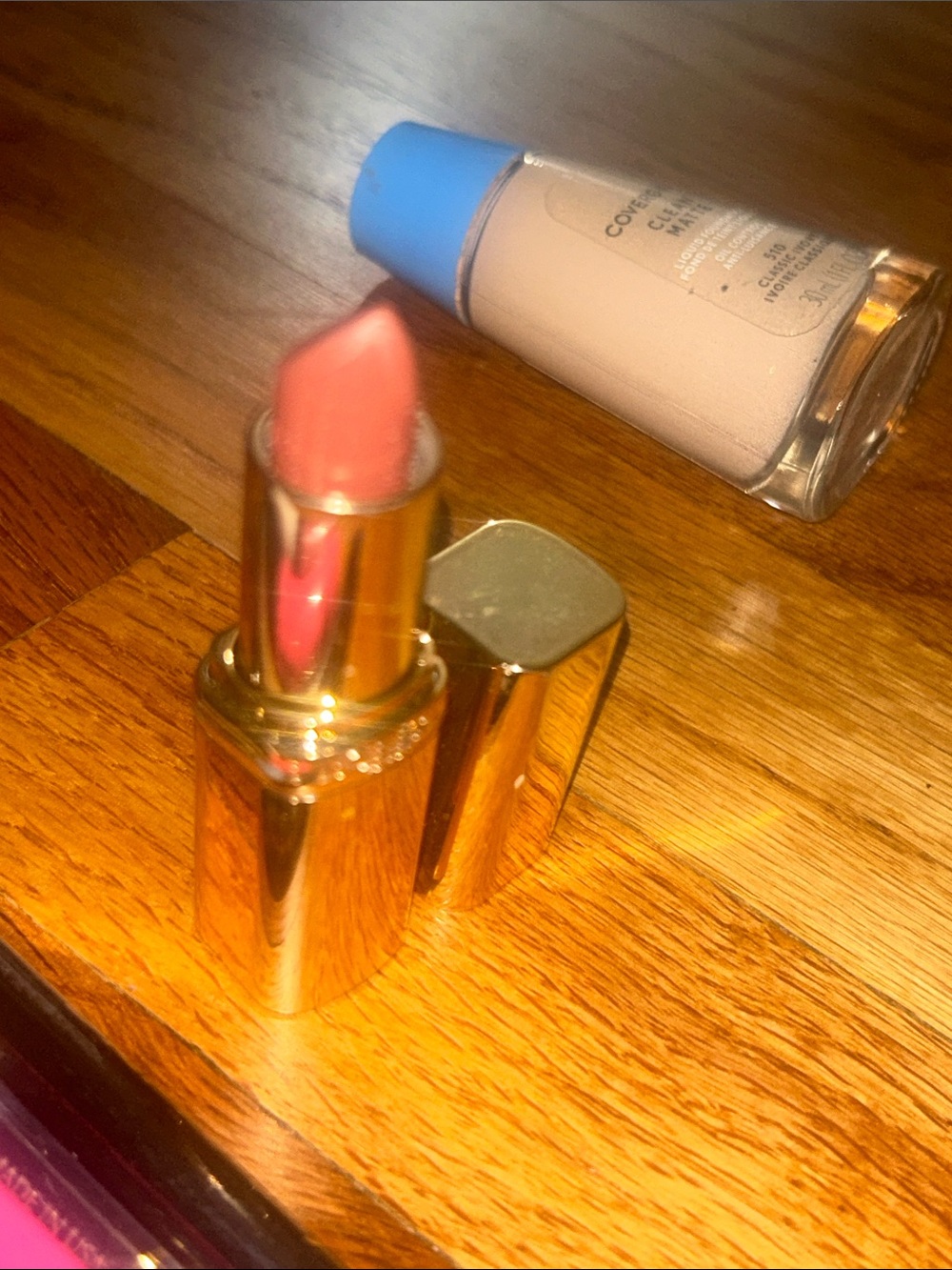 Makeup Bundle - Picture 2 of 4